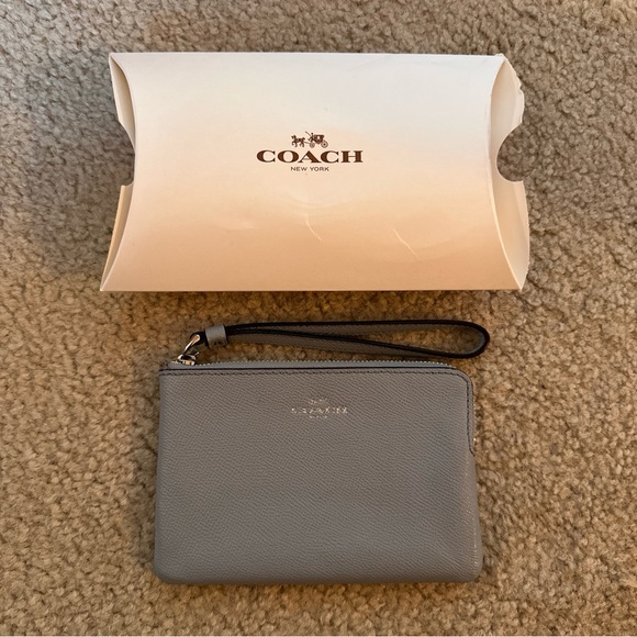 Coach Handbags - Coach New York Corner Zip Wristlet Leather Pale Blue NEW! w/ Cards & Tag